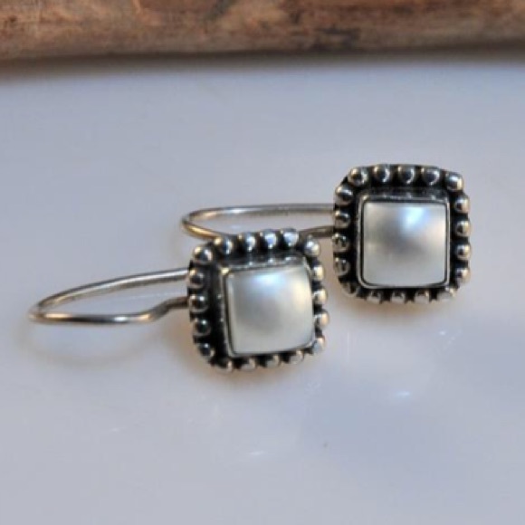 Silpada Sterling Silver and Pearl Button Frame Earrings - Picture 6 of 8